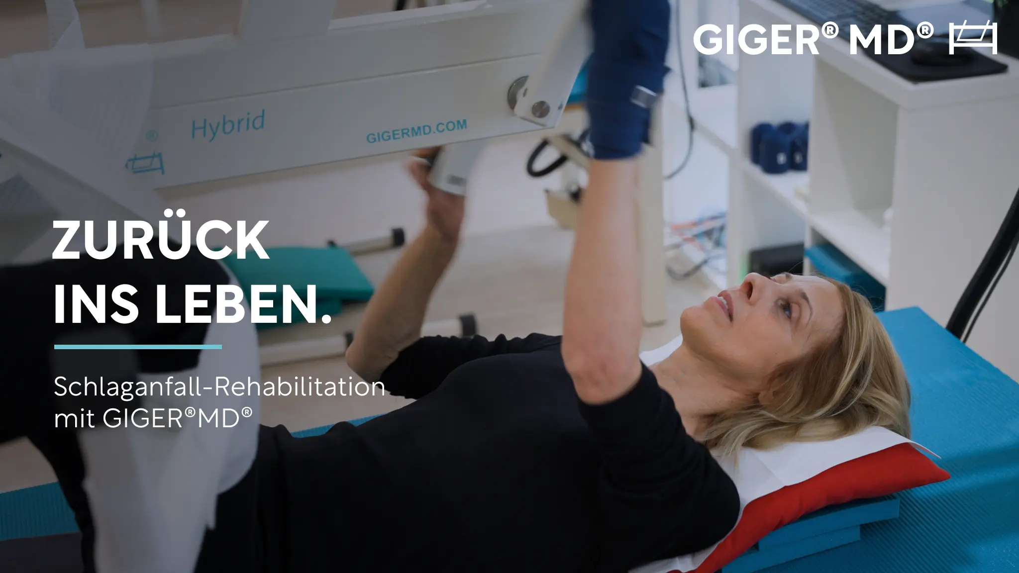 Zurück ins Leben – Schlaganfall-Rehabilitation mit GIGER MD, Patientin beim Armtraining